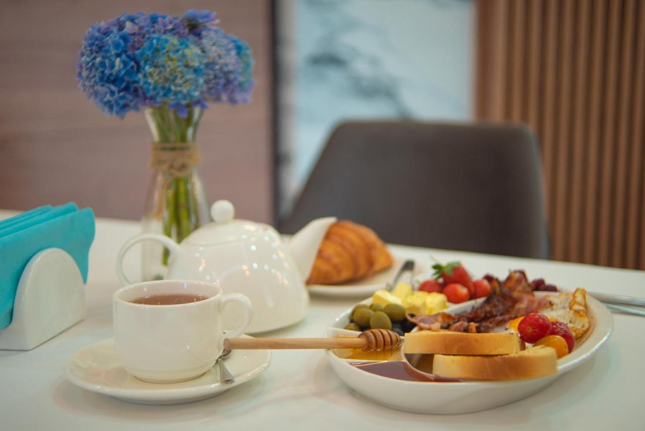 Aqua Batumi Hotel & Apartments Zewnętrze zdjęcie