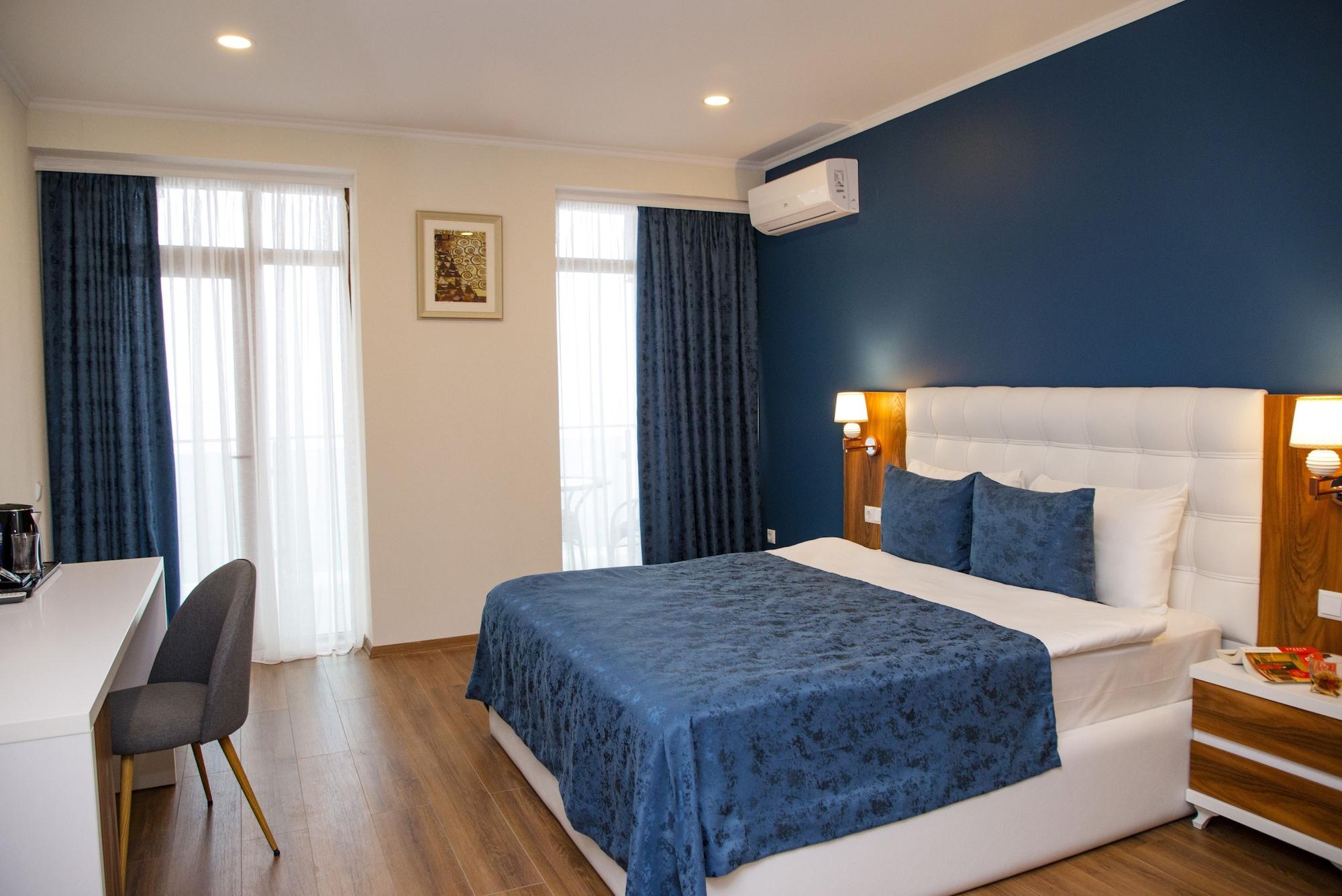 Aqua Batumi Hotel & Apartments Zewnętrze zdjęcie