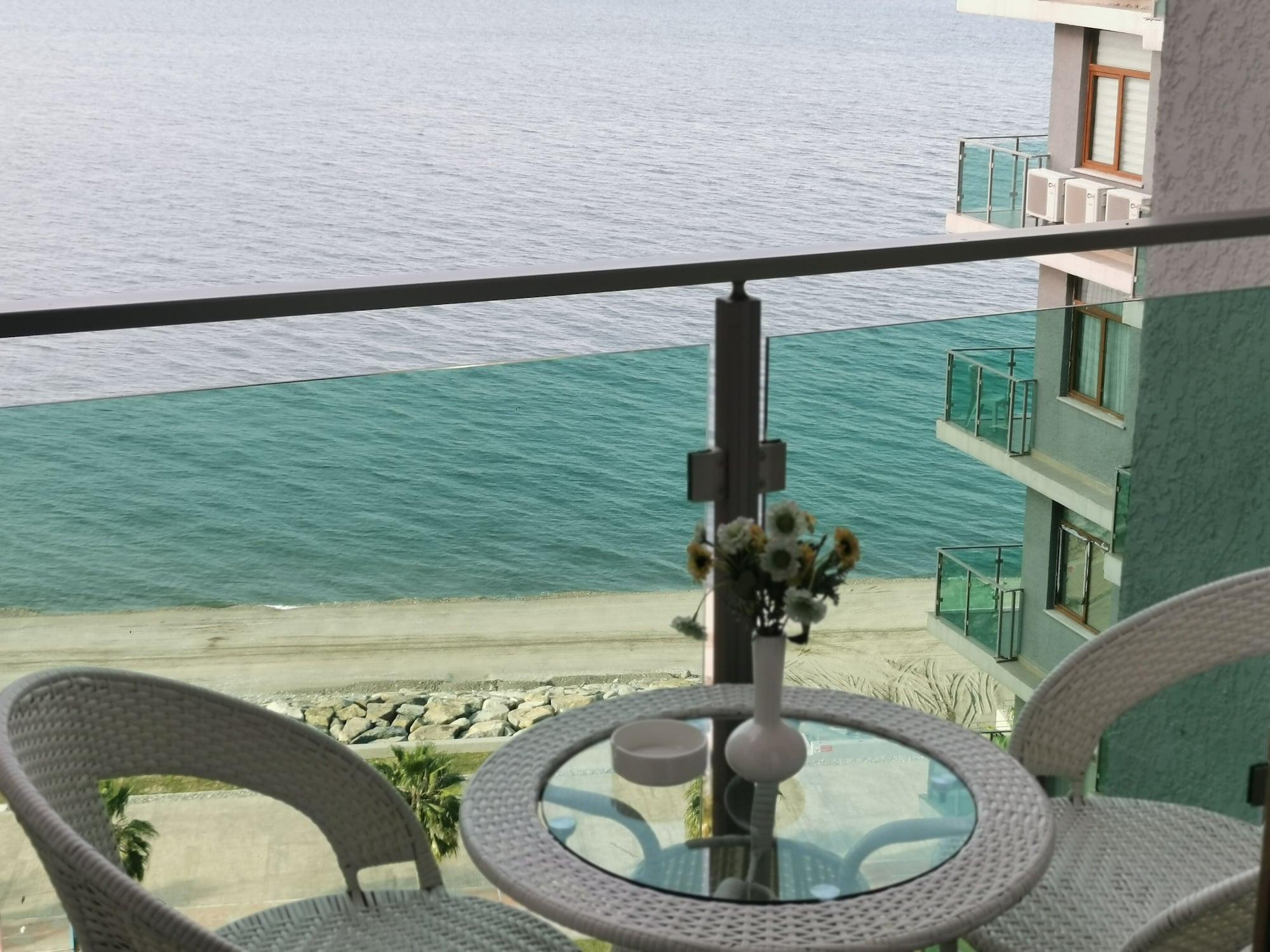 Aqua Batumi Hotel & Apartments Zewnętrze zdjęcie