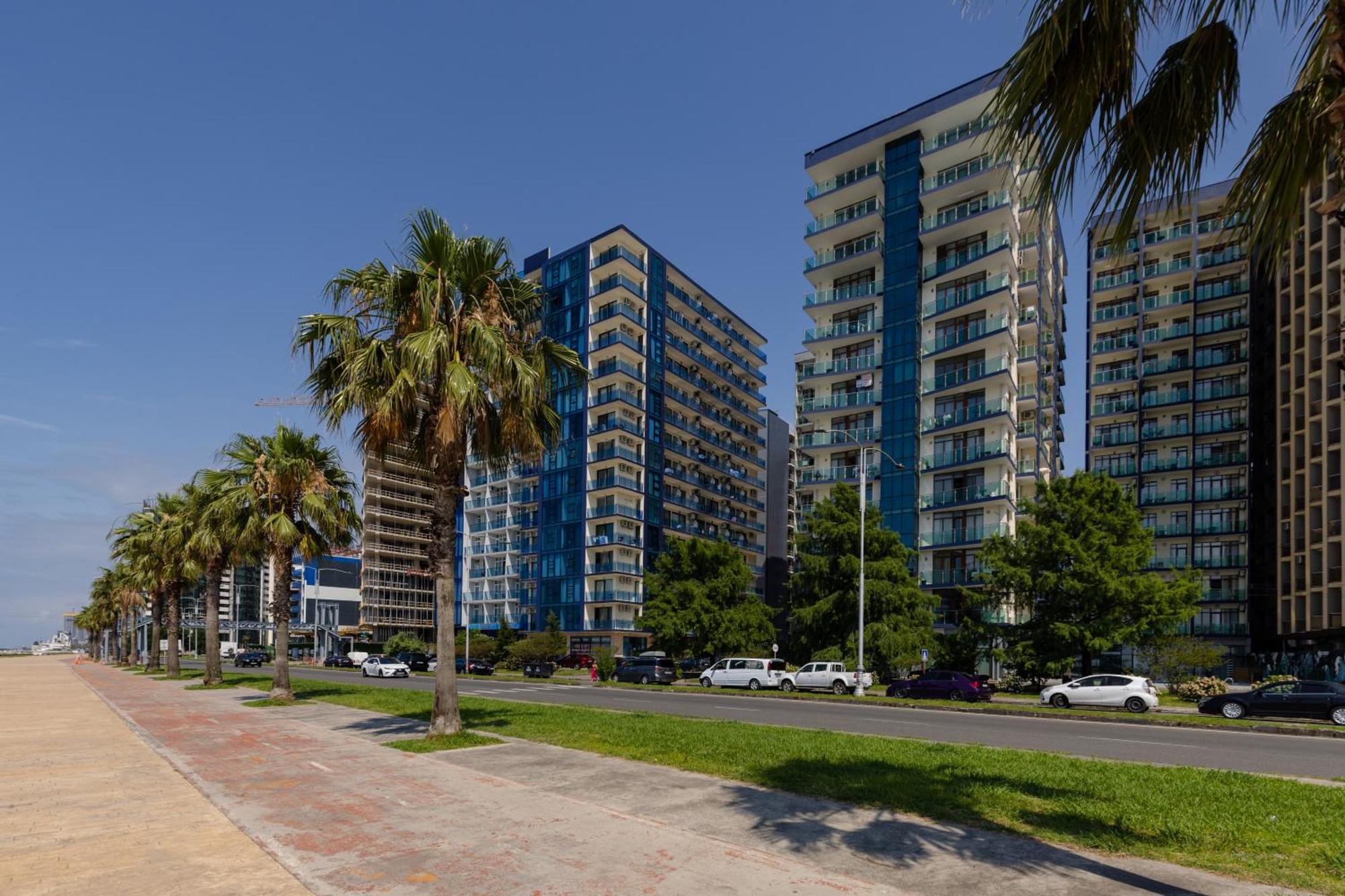 Aqua Batumi Hotel & Apartments Zewnętrze zdjęcie