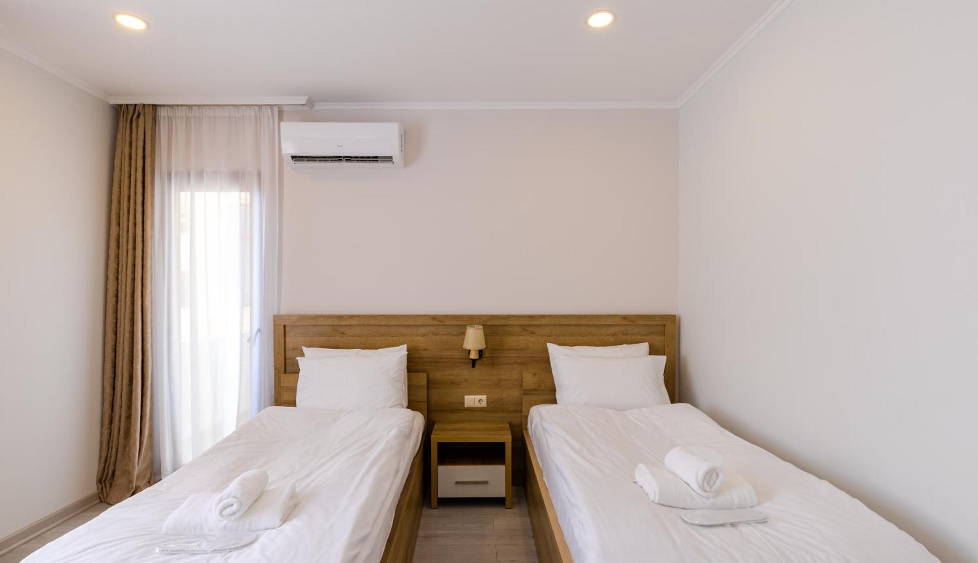 Aqua Batumi Hotel & Apartments Zewnętrze zdjęcie